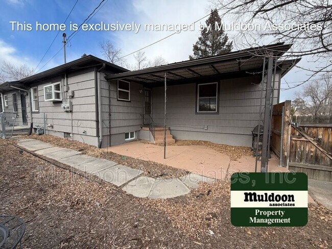 Building Photo - 1105 E Caramillo St