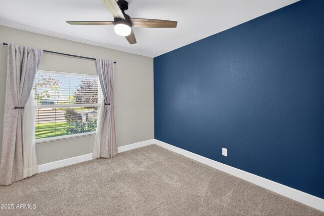 Building Photo - 6833 E Kelton Ln