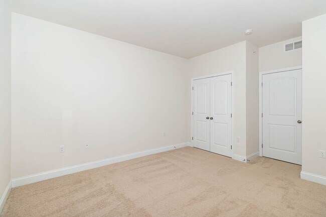 Building Photo - 782 Whitetail Dr