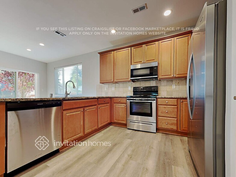 Building Photo - 9312 Stevens Ct NE