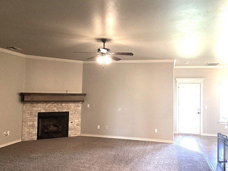Building Photo - 8009 NW 159th St