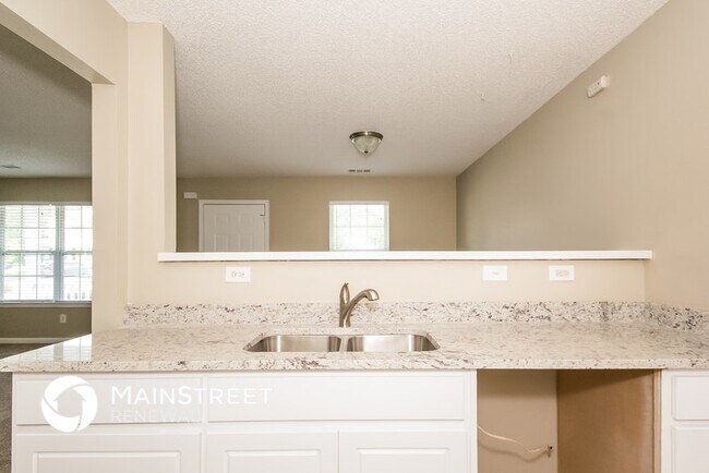Building Photo - 117 Poplar Pointe Terrace