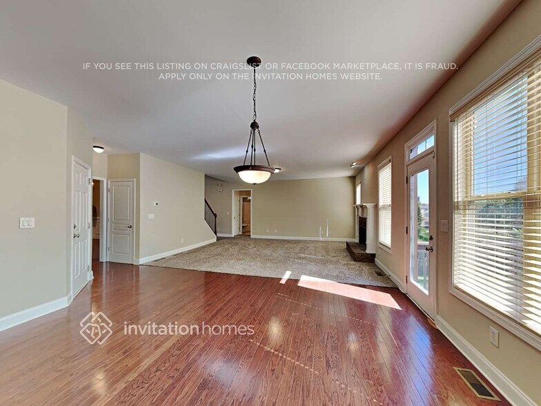 Building Photo - 3357 Perimeter Cir