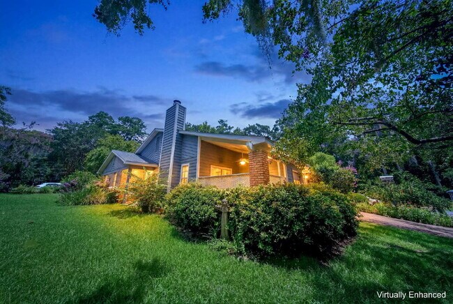 Building Photo - 1402 Sturbridge Pl