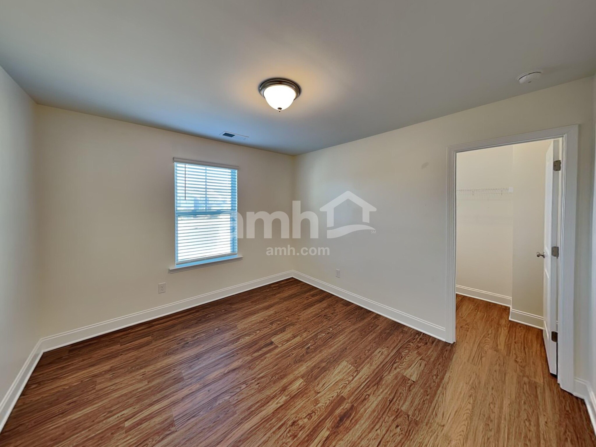 Building Photo - 174 Twin River Dr