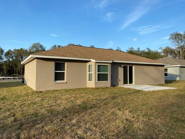 Building Photo - Desirable SW Ocala Neighborhood 3/2/2 **WON"T LAST**