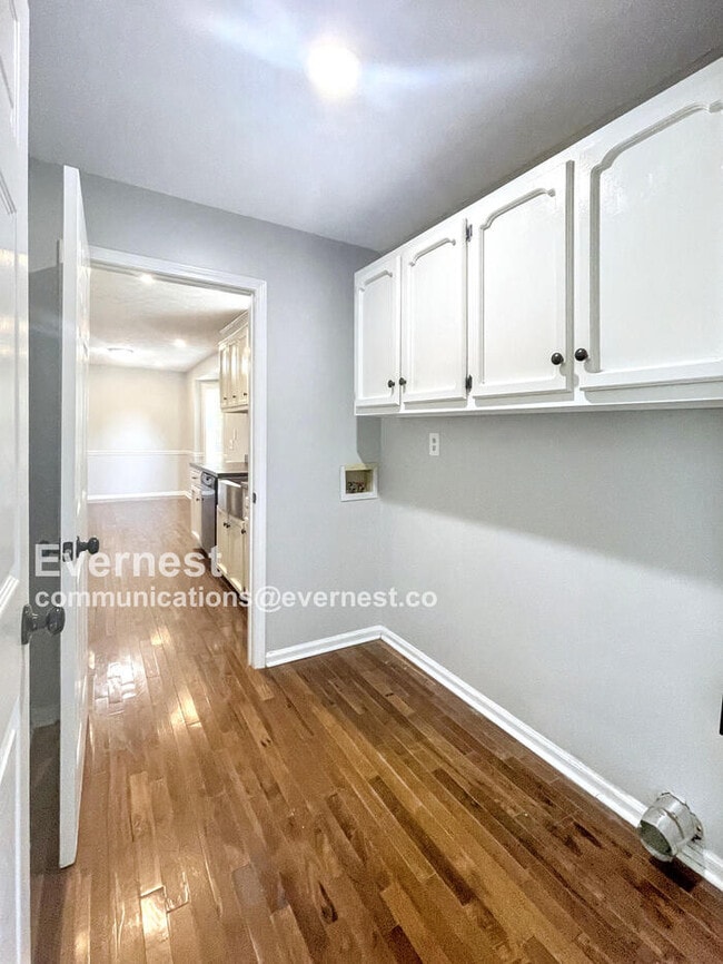 Building Photo - 508 Highland Dr