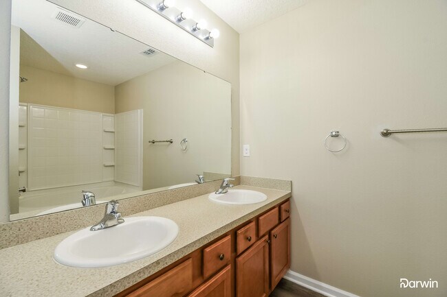 Building Photo - 3862 Falcon Crest Dr