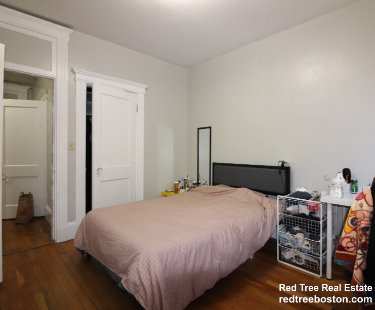 Apt 8 - 468 Park Dr