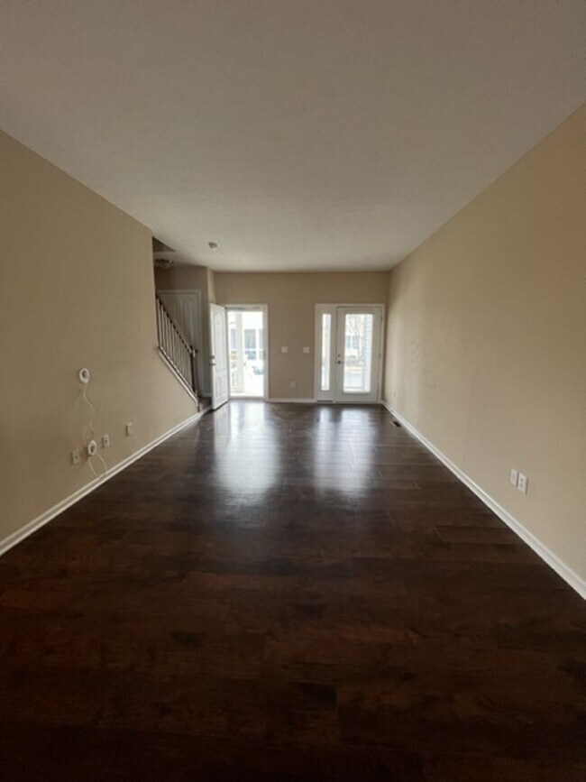 Building Photo - 2 Bed 2.5 Bath Condo in Downtown Powell Available for Pre-Lease!