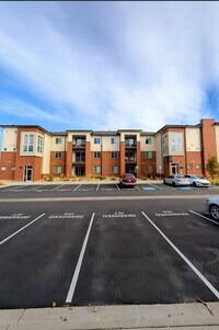 Building Photo - Long Realty & Property Management - 2 Bedroom 2 Bathroom condo in Aurora