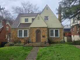 Building Photo - 4426 Schulte Dr