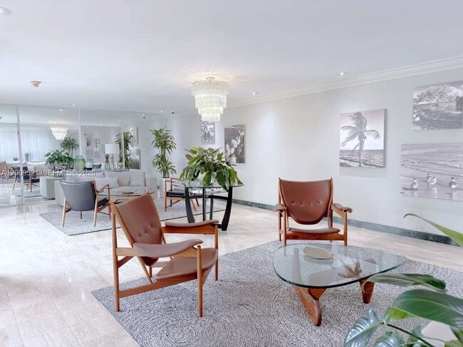 Building Photo - 1408 Brickell Bay Dr