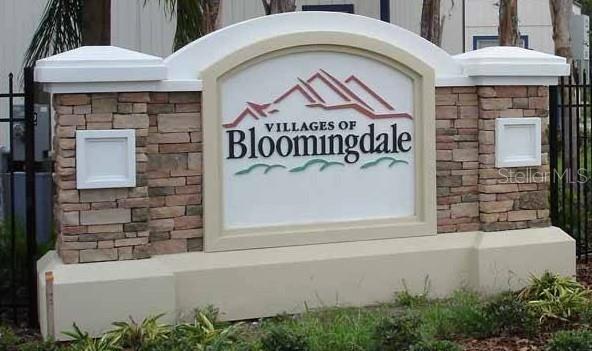 Building Photo - 6007 Skydale Way