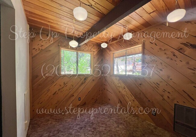 Building Photo - Cozy 3 Bed Mi Wuk Home Minutes from Lake &...