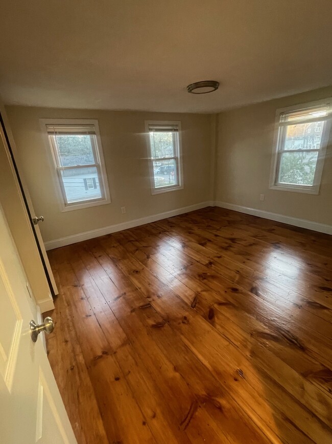 2nd floor bedroom #1 - 14 South St