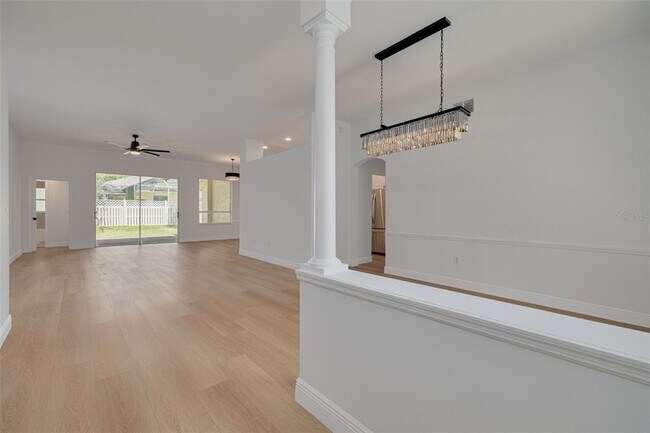 Building Photo - 9418 Azalea Ridge Cir