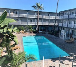 Building Photo - Steps from the beach in Imperial Beach