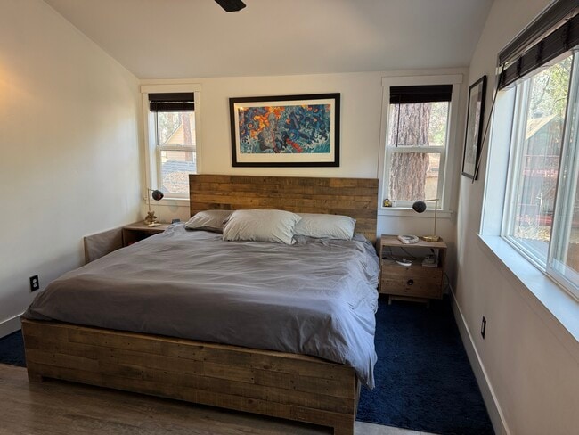 Building Photo - 270 Spruce Ln