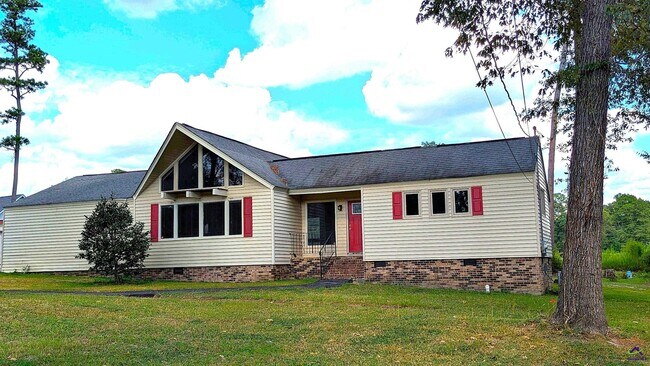 Primary Photo - 1120 Kathryn Ryals Rd