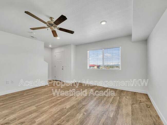 Building Photo - 14844 S Trap Rock Way