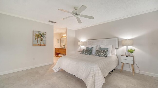 Building Photo - 6467 Carrington Cir