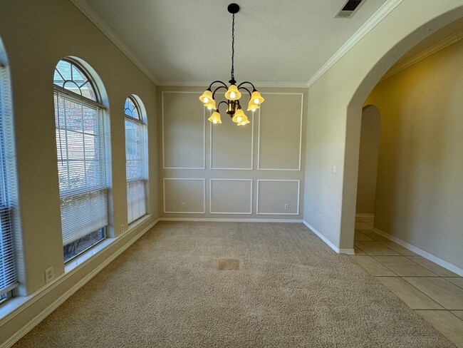 Building Photo - 1712 Iron Jacket Trail