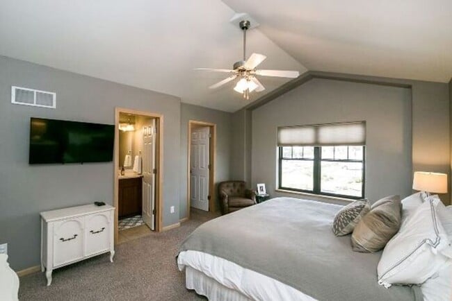 Building Photo - $2,100 | 3 Bedroom, 2.5 Bathroom Townhouse | No Pets | Available for an August 1st, 2026 Move In!