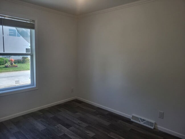 Building Photo - 19 Sandpiper Ln