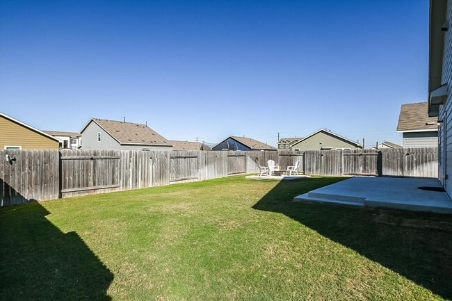 Building Photo - 108 Akela Wy