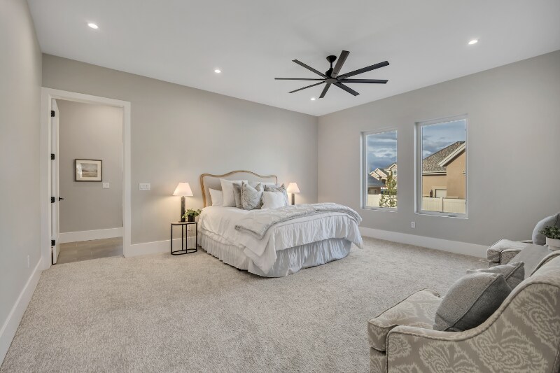 Building Photo - 1452 Meadow Glen Dr