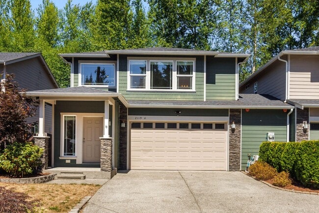 Primary Photo - Stylish Everett Home Near Boeing – Modern ...