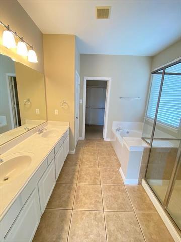 Building Photo - 6204 Diamond Dr
