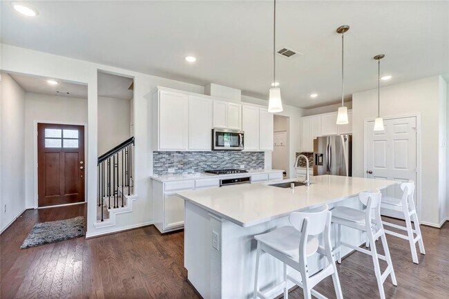 Building Photo - 10308 Marston Vineyard Dr