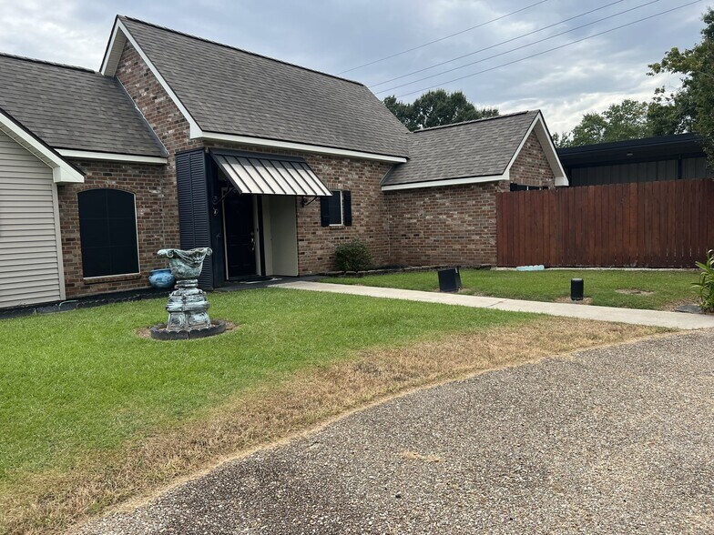 Building Photo - 125 Boulder Dr