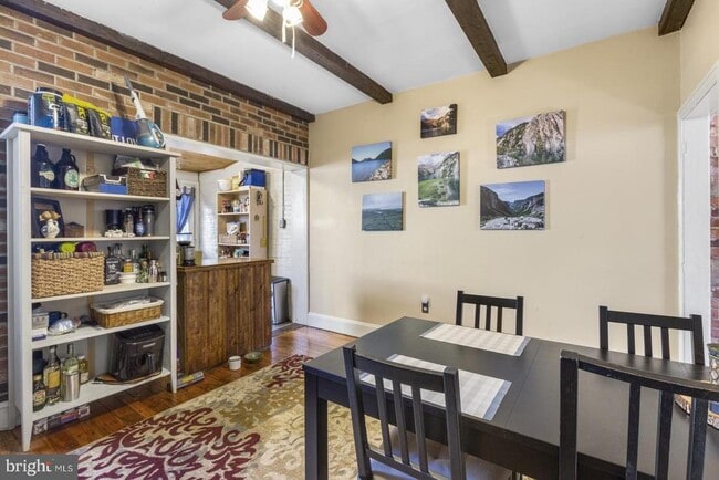 Building Photo - 2228 Taggert St