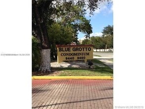 Building Photo - 9440 Fontainebleau Blvd