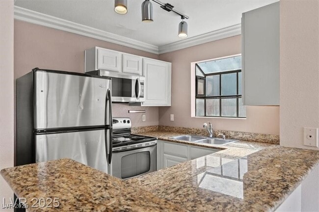 Building Photo - 4050 Pacific Harbors Dr