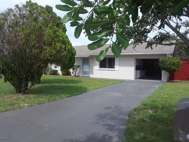 Building Photo - 135 S Suzanne Ct