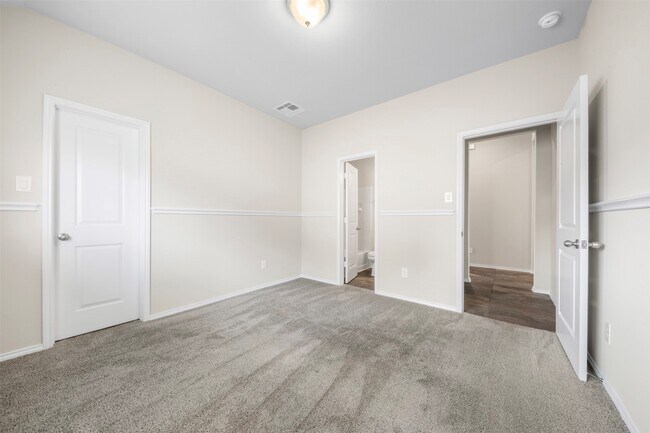 Building Photo - 4610 Orchard Creek Ln