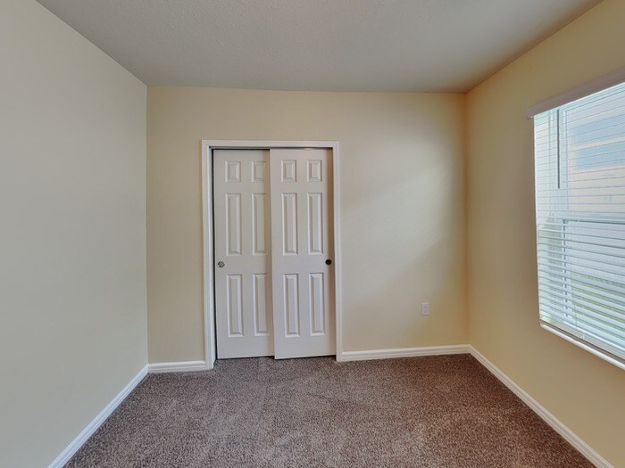 Building Photo - 1208 Sugarwood St