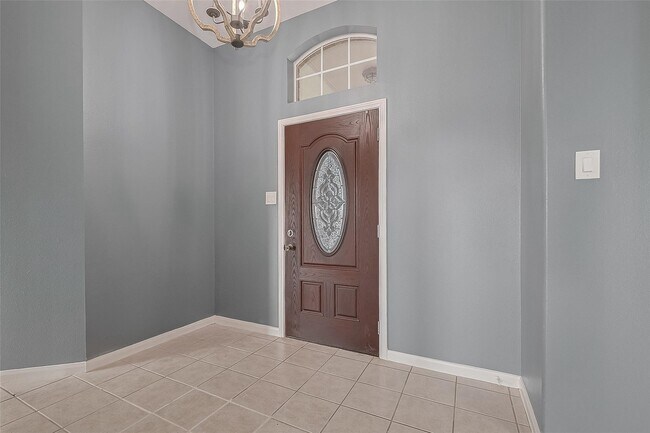 Building Photo - 9631 Highland Pointe Dr