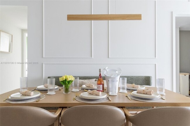 Building Photo - 159 NE 6th St