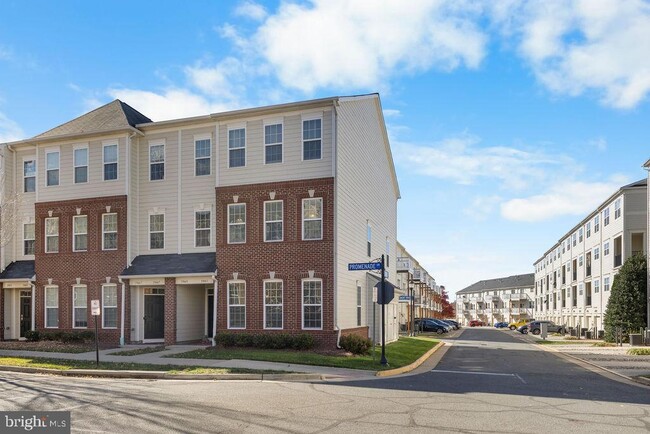 Building Photo - 19441 Promenade Dr