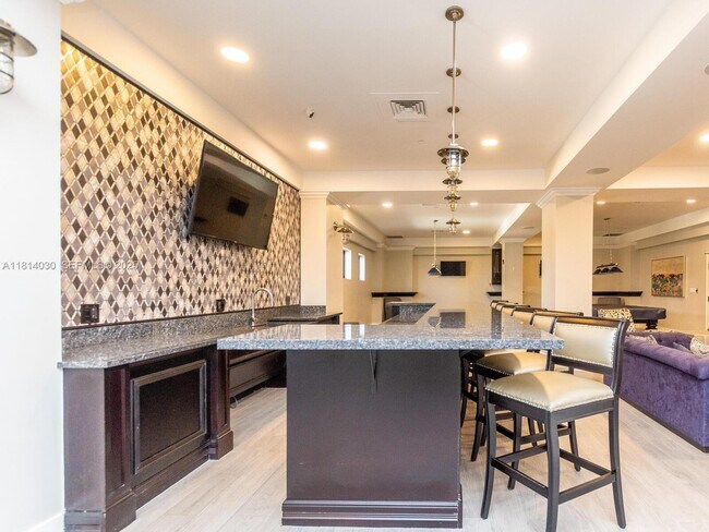 Building Photo - 2501 S Ocean Dr