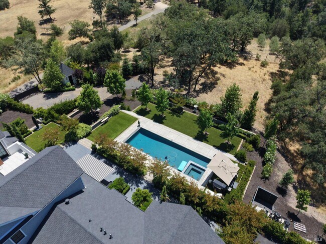 Building Photo - 7206 Dry Creek Rd