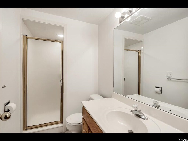 Building Photo - 1309 E 670 N