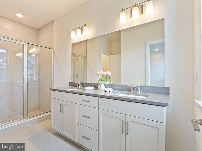 Building Photo - 1310 Parker Blvd