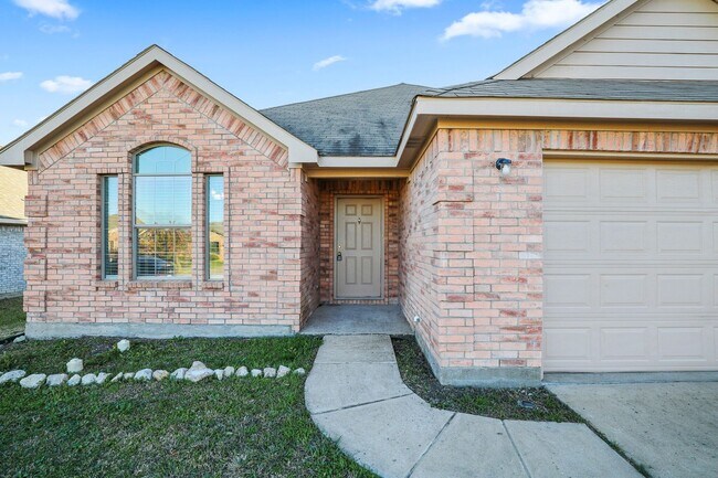 Building Photo - Beautiful Home-3-bedroom, 2-bath residence in Anna