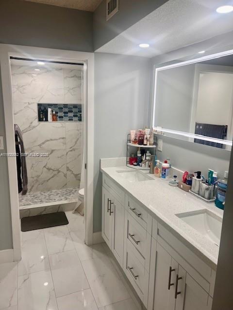 Building Photo - 6841 SW 147th Ave